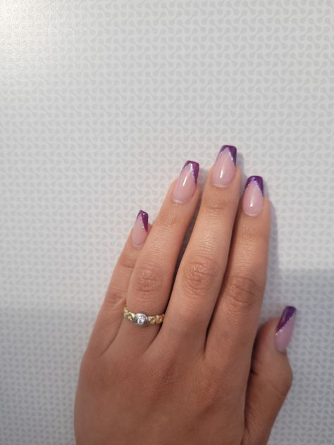 Hoco Nails Dark Purple, Plum Purple French Tip Nails, Nails To Go With Dark Purple Dress, Purple And Silver French Tip Nails, Prom Nails Dark Purple Dress, Dark Purple And Silver Nails Acrylic, Prom Nails Purple Dark, Grad Nails Purple, Purple Nails Plain