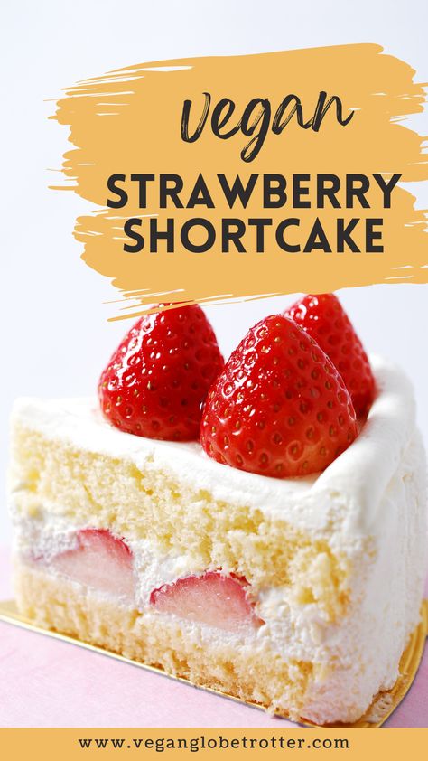 Vegan Strawberries And Cream Cake, Vegan Shortcake Recipe, Vegan Strawberry Shortcake Cake, Vegan Strawberry And Cream Cake, Vegan Summer Dessert Recipes, Strawberry Shortcake Vegan, Strawberry Desserts Vegan, Vegan Strawberry Recipes, Simple Vegan Cake