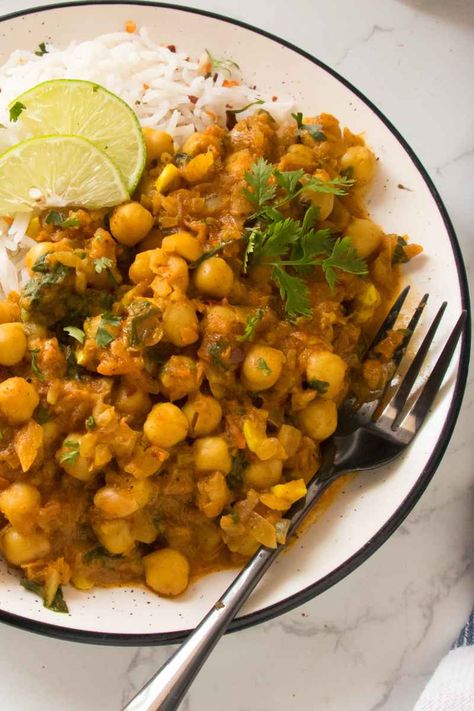 Creamy Coconut Chickpea Curry Recipe Peanut Chickpea Curry With Coconut Rice, Chic Pea Recipe, Coconut Chickpea Curry, Coconut Chickpea, Pea Curry, Chic Peas, Chickpea Curry Recipe, Chickpea Coconut Curry, Jeera Rice