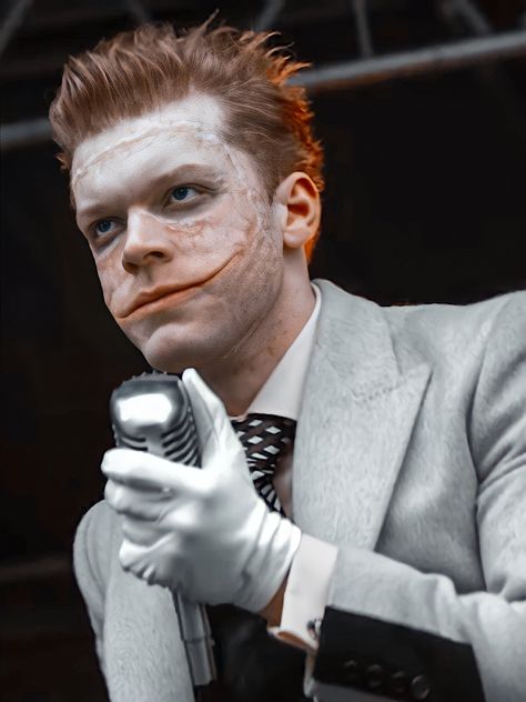 Gotham Joker Jerome, Joker Cameron Monaghan, Gotham Jerome, Joker Gotham, Joker Icon, Gotham Bruce, Jerome And Jeremiah Valeska, Valeska Twins, Jerome Gotham