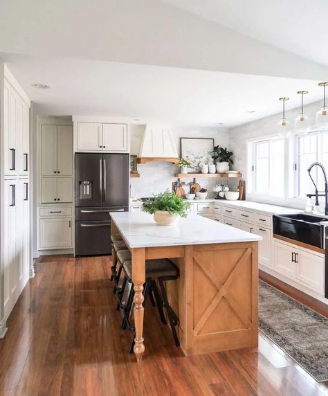 Extend Kitchen Island, Island Extension, Quartz That Looks Like Marble, Cape Kitchen, Modern Farmhouse Interior Design, Farmhouse Interior Design, New Countertops, Kitchen Remodel Design, Classic Kitchen