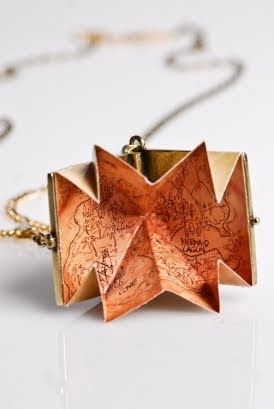 Photo Pendant Gold, Storybook Map, Neverland Map, Disney Inspired Jewelry, Disney Couture Jewelry, Deco Disney, Origami Necklace, Disney Couture, Map Pendant