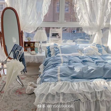 Blue Bedroom Cottagecore, Cloudy Bedroom Aesthetic, Blue Furniture Aesthetic, Soft Blue Room Aesthetic, Blue Princess Room Aesthetic, Periwinkle Room Aesthetic, Blue Cottagecore Room, Periwinkle Room Ideas, Pastel Blue Room Decor