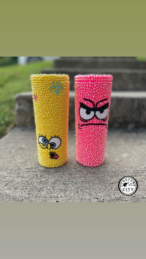 Rhinestones Tumbler, Bedazzled Items, Bedazzling Ideas, Bedazzled Stuff, Rhinestone Ideas, Bling Projects, Diy Rhinestone Crafts, Rhinestone Tumblers, Sparkle Crafts