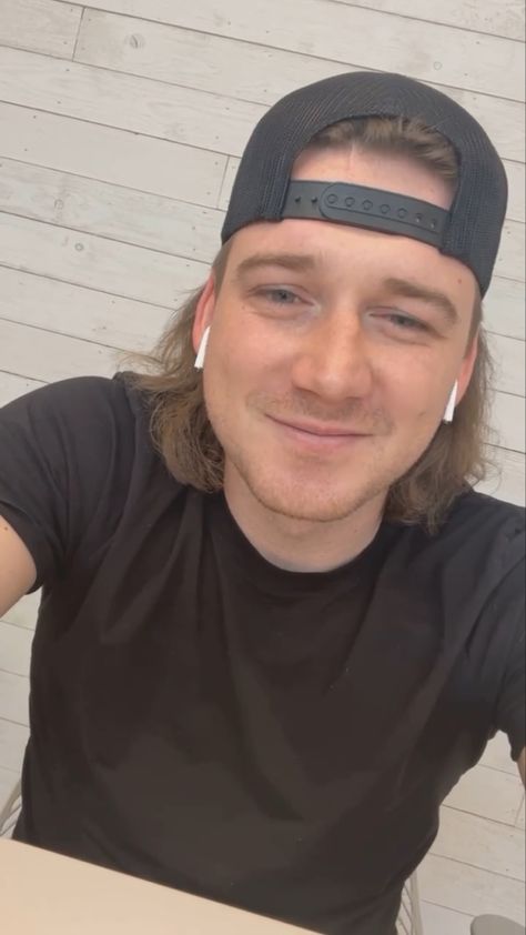 Morgan Wallen Country Husband, Best Country Singers, His Smile, Morgan Wallen, Cute N Country, Country Men, Country Music Singers, December 7