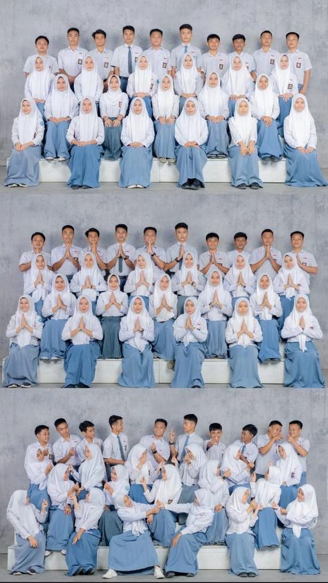 Class Photoshoot, School Poses, Selamat Menunaikan Ibadah Puasa, Yearbook Photoshoot, Group Photography, Backdrop Design, Flyer Design Templates, Picture Day, Group Photo