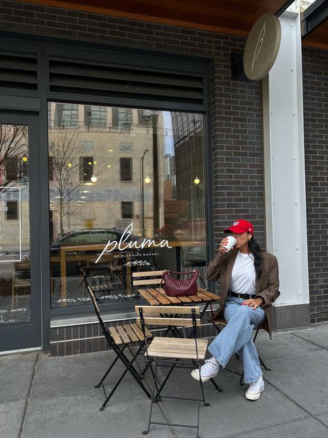 How to style red baseball cap outfit for the fall Brown Baseball Cap Outfit, Red Baseball Cap Outfit, Red Cap Outfit, Everyday Ootd, Thrifted Jeans, Baseball Hat Outfit, Primark Shoes, Red Baseball Cap, Baseball Cap Outfit