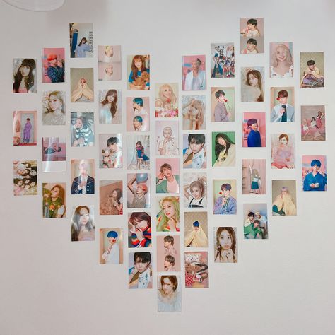 Photo Card Display Kpop, Photocard Heart On Wall, Photocard Display Ideas, Kpop Display, Photocard Display, Kpop Wall Art, Room Decor Bedroom Aesthetic, Aesthetics Room Decor, Decorating Ideas Bedroom