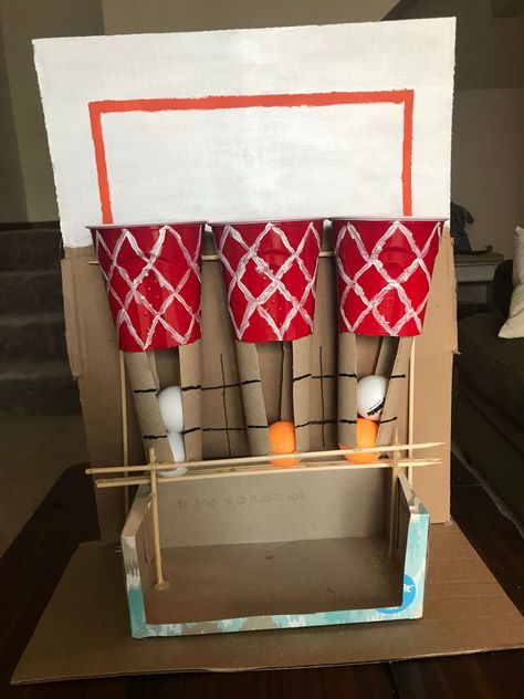 Step-by-step guide to make it this tic tac toe arcade game from your home. Cardboard Games Diy, Cardboard Arcade, Cardboard Games, Arcade Games Diy, Diy Carnival Games, Diy Basketball, Diy Arcade, Basketball Arcade Games, Handmade Games