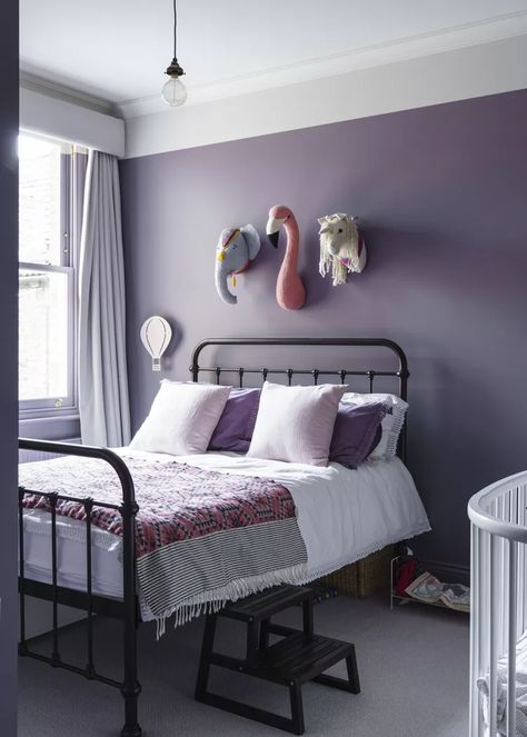 Brassica Farrow And Ball, Dark Purple Paint Colors, Lavender Paint Colors, Purple Wall Paint, Light Purple Paint, Navy Blue Accessories, Deco Violet, Purple Paint Colors, Lavender Paint