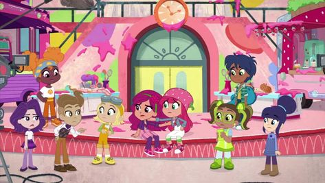 Berry In The Big City, Strawberry Shortcake Movie, Apple City, Small Room Ideas, Strawberry Shortcake Characters, The Big City, Young Justice, Disney Junior, Small Room