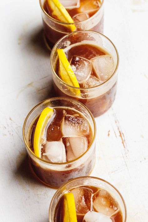 Naturally Sweetened Iced Coffee Lemonade | With Food + Love Coffee Lemonade, How To Make Ice Coffee, Iced Coffee Drinks, Lemon Drink, Coffee Varieties, Cold Coffee, Coffee Drinkers, Blended Coffee, Juicing Lemons