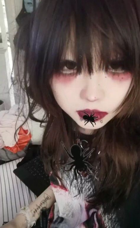 Vkei Make Up Tutorial, Vkei Makeup Looks, Vkei Makeup Tutorial, Vkei Make Up, Twisted Transistor, Vkei Makeup, Harajuku Makeup, Visual Kei Makeup, Punk Makeup