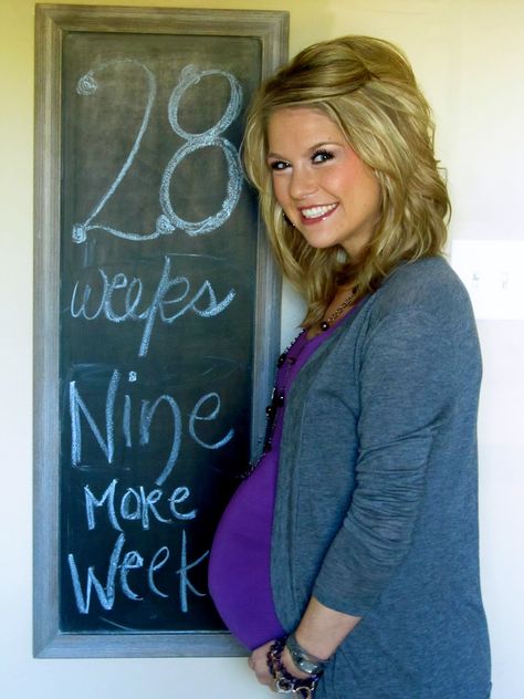 Life Moments with the Massey's:   Bump Tracker: 28 Weeks #twins #pregnancy Life Moments, Weight Gain, Maternity Clothes, Bump, Chalkboard, Twins, Writing, Clothes