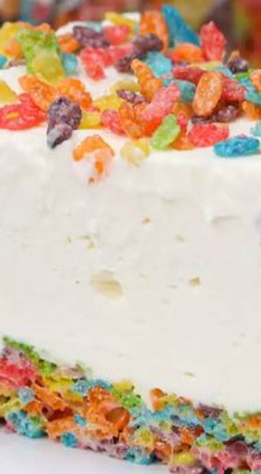 rainbow cereal cheesecake Cereal Cheesecake, Fruity Pebble Cheesecake, Delicious Cheesecake Recipes, Fruity Pebbles, A Piece Of Cake, S'mores, Eyes Closed, Piece Of Cake, Savoury Cake