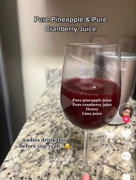 Pure Cranberry Juice Benefits, Cranberry Juice Benefits, Pure Cranberry Juice, Juice Benefits, Healthy Water Drinks, Healthy Juice Drinks, Tongue Health, Feminine Health, Nail Care Tips