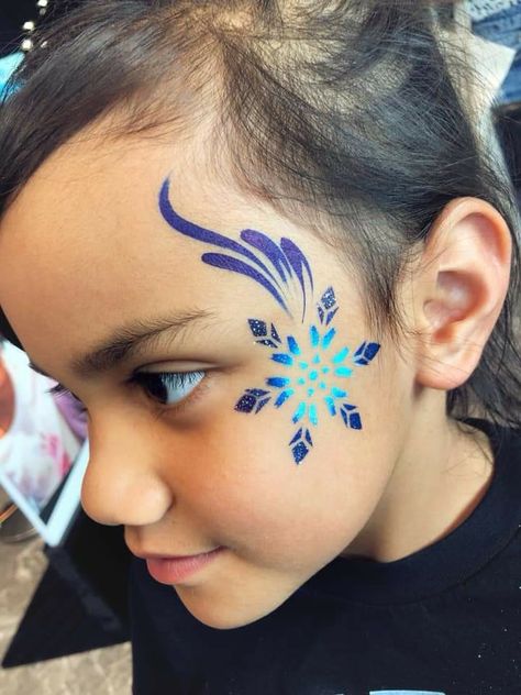 Snow Face Paint, Snow Man Face Paint, Winter Wonderland Face Paint, Xmas Face Paint, Snowflake Face Paint, Winter Face Painting, Winter Face Paint, Cute Face Paint Ideas, Face Painting Party