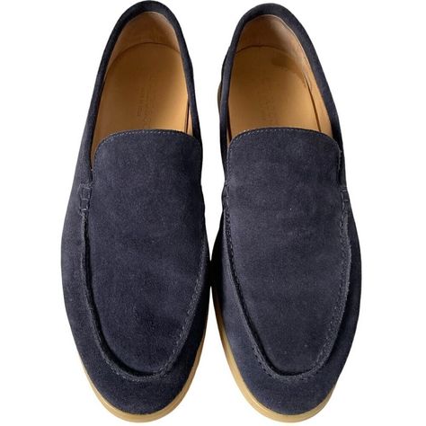 Scarosso Ludovico Suede Loafer Handmade In Italy By Highly Skilled Artisans, The 'Ludovico' Loafers Are Lightweight And Comfortable, Perfect For A Casual Chic Look For Spring And Summer. Featuring A Flexible, High-Quality Rubber Sole And A Comfortably Enveloping Upper, They Stand Out For Their Simple And Timeless Elegance. The 'Ludovico Blu Scamosciato' Are Made Of Soft, Blue Suede Leather. Condition: Pre-Loved. Suede Has Wear. The Footbed And Soles Have Markings. Size: 43 Color: Blue Material: Suede Tags: Leather, Mens, Shoes, Comfort, Casual, Everyday, Slip-Ons, Slipons Suede Loafers, Blue Suede, Casual Everyday, Slip Ons, Loafer Shoes, Suede Leather, Casual Chic, Timeless Elegance, Men's Shoes