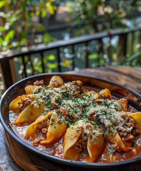 Elsa Kitchen | Creamy Ricotta Beef Stuffed Shells Pasta 😍❤ | Facebook Beef Stuffed Shells, Baked Stuffed Shells, Shells Pasta, Jumbo Pasta Shells, Stuffed Pasta, Pasta Shells, Pasta Ingredients, Stuffed Pasta Shells, Stuffed Shells