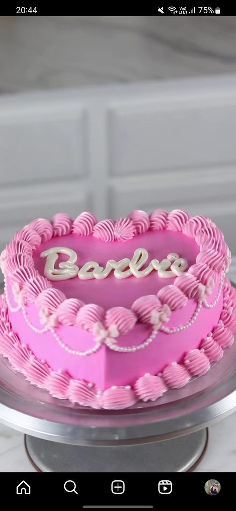 Barbie Cake Design, Pink Barbie Cake, Barbie Cake Designs, Cake Barbie, Barbie Design, Barbie Birthday Cake, Barbie Cake, Pink Barbie, Malibu Barbie