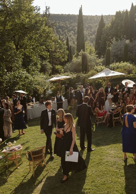 Minimalist Intimate Wedding, Charlie Puth Wedding, Italian Wedding Cocktail Hour, Retro Garden Wedding, Cocktail Hour Aesthetic, Cocktail Hour Photos, Garden Cocktail Hour, European Wedding Aesthetic, Moody Summer Wedding