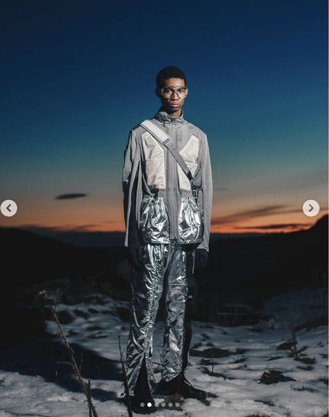 Samuel Ross, Dark Pop, Festival Outfits Men, Polar Night, Creative Fashion Photography, Graphisches Design, Campaign Fashion, Night Shot, Beach Shoot