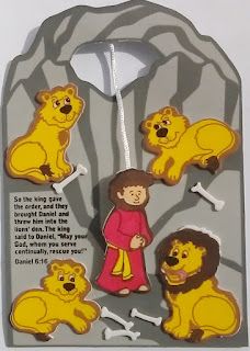 Children Bible Stories, Children Bible, Daniel In The Lion's Den, Toddler Bible, Daniel And The Lions, Lions Den, Children's Church Crafts, Bible Activities For Kids, Bible Story Crafts