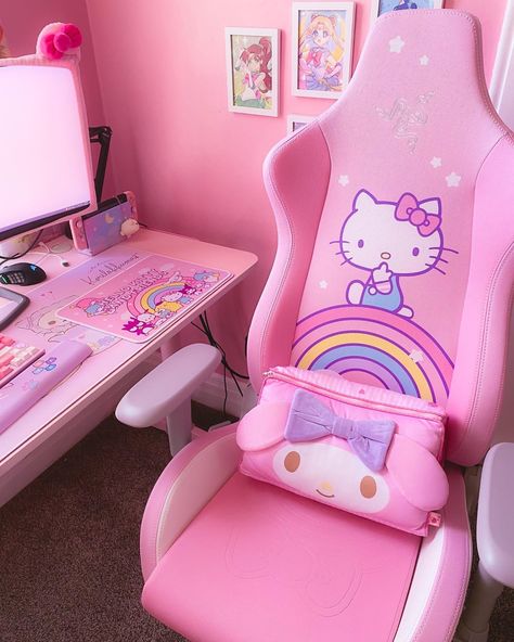 Hello Kitty Office, Kitty Room, Cute Office Supplies, Sanrio Stuff, Cute Furniture, Desired Reality, Kawaii Room Decor, Room Deco, Hello Kitty My Melody