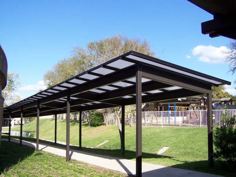 Covered Walkway - Fort Worth Country Day School Walkway Roof Design, Covered Walkway Architecture, Cover Walkway, Covered Pathway, Covered Walkways, Wood Walkway, Country Day School, Integrated Lighting, Pergola Curtains