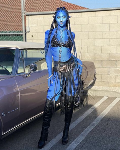 Avatar Makeup, Avatar Halloween, Avatar Cosplay, Rave Looks, Hot Halloween Outfits, Alien Costume, Pretty Halloween Costumes, Female Avatar, Crazy Outfits