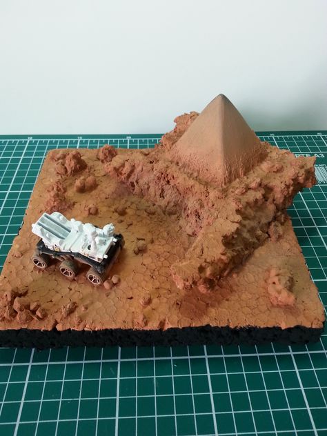 Mars Project Model, Mars Crafts For Kids, Planet Model Project, Mars Rover Project, Space Experiments, Mars Model, Mars Project, Planet Model, Planet Project