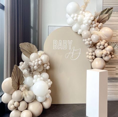 Single Arch Backdrop With Balloons, White And Neutral Balloon Garland, White And Beige Balloon Garland, Neutral Ballon Arrangement, White And Beige Gender Reveal, Gender Reveal Beige Theme, Lamb Baby Shower Theme, Baby Shower Balloon Arch, Baby Shower Themes Neutral