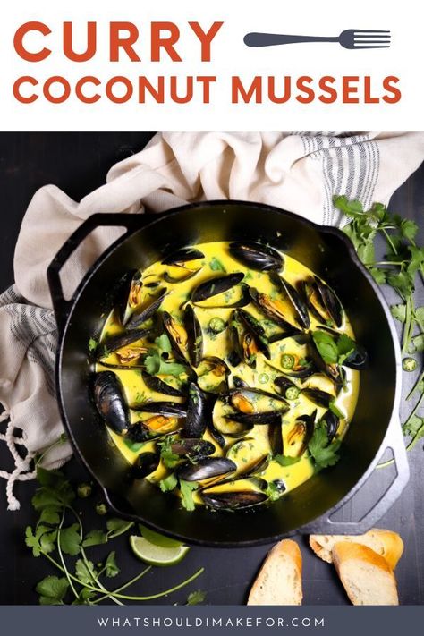 Coconut Mussels, How To Clean Mussels, Coconut Curry Mussels, Mussels Recipes, Curry Mussels, Cottage Recipes, Curry Coconut, Coconut Curry Sauce, Mussels Recipe