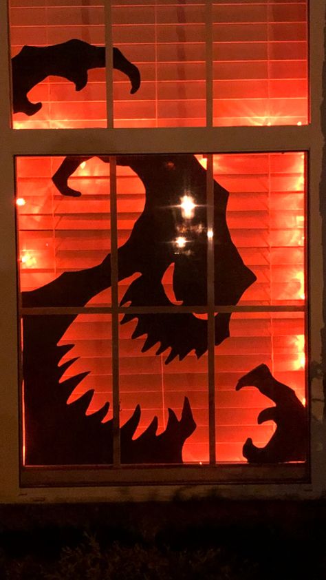 Oogie Boogie Oogie Boogie Door Decor, Oogie Boogie Diy Decoration, Tim Burton Outdoor Decorations, Boogie Man Wallpaper, Oogie Boogie Decor, Oogie Boogie Lair Diy, Oogie Boogie Party Ideas, Tim Burton Decorations Halloween, Oogie Boogie Lair