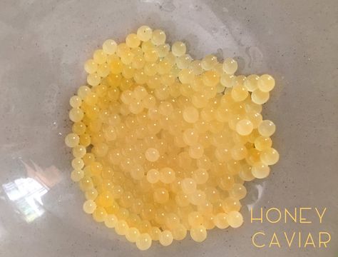 Honey Caviar, Appy Recipes, Jewish New Year, Apple Dip, Molecular Gastronomy, Honey Lemon, Apples, A Fan, Pear