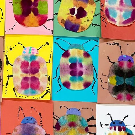 Little Artists on Instagram: "Reception beetles 🪲🌈🐞🌿 after painting on folded paper towels with ink to make symmetrical patterns, reception classes turned their creations into these gorgeous bugs 👏🏻 #eyfsart #earlyyears #earlyyearsart #eyfsideas #arteducation #primaryart #primaryartideas #artclassroom #beetleart #ink" Bug Process Art, Bug Process Art Preschool, Beetle Crafts Preschool, Bug Craft Preschool, Bug Art For Toddlers, Bug Arts And Crafts, Bug Art Preschool, Bug Crafts For Toddlers, Beetle Craft