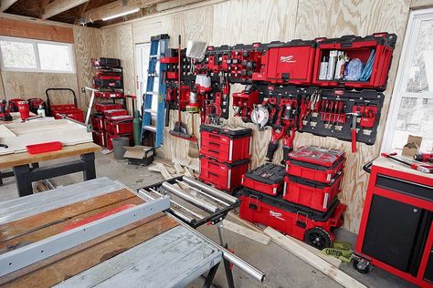 Milwaukee Garage Storage, Milwaukee Storage Ideas, Milwaukee Wall Storage, Milwaukee Garage Ideas, Milwaukee Pack Out Organization, Milwaukee Tool Organization, Milwaukee Packout Garage, Milwaukee Packout Organization Ideas, Milwaukee Tools Storage