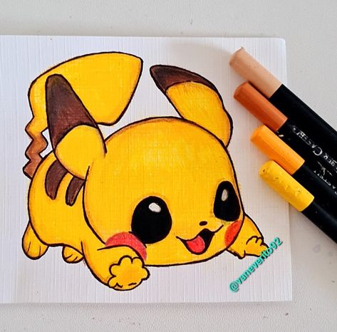 Pikachu es uno de los Pokémon que tiene la apariencia de un pequeño ratón, su pelaje es de un color amarillo, tiene dos marcas de color marrón que cubren su espalda y en una pequeña parte de su cola.10​ Las puntas de sus orejas son de color negro, en sus mejillas hay un círculo de color rojo, lugar de donde el Pokémon expulsa energía eléctrica, si es macho su cola tiene la forma de un rayo y si es hembra tiene forma de corazón en el extremo. Color Rojo, Pikachu, Ash, Pokemon, Color, Pokémon