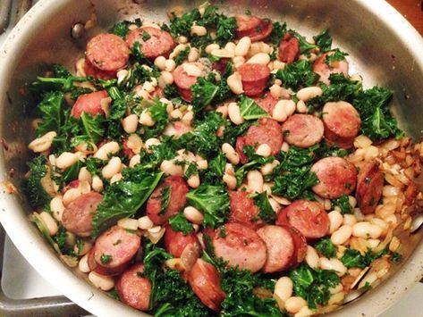 White Beans And Kale, Beans And Kale, Chicken Sausage Recipes, Calorie Recipes, Chicken Sausage, White Bean, Sausage Recipes, Bean Recipes, White Beans