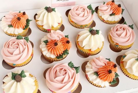 Macy Schmelzer on Instagram: “A little pumpkin is on the way 🤍 simpler floral designs for this baby shower set. My first pumpkins of the year! 🌿” Pumpkin Theme Baby Shower, Lil Pumpkin Baby Shower, Pink Pumpkin Baby Shower, Baby Shower Cupcakes For Girls, Fall Baby Shower Themes, October Baby Showers, Pumpkin 1st Birthdays, Pumpkin First Birthday, Fall Cupcakes