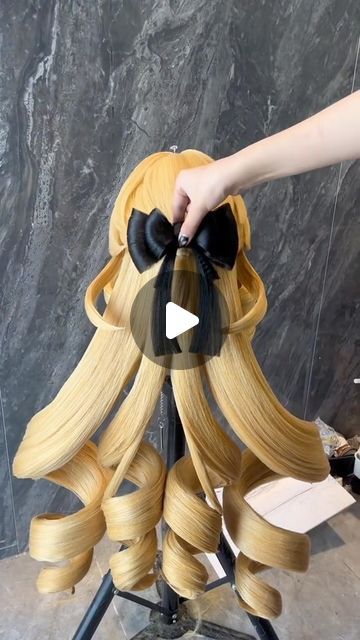 Cosplay Wig Styling, Navia Cosplay, Cosplay Wig Tutorial, Ringlets Hair, Diy Cosplay, Wig Ideas, Cosplay Hair, Cosplay Diy, July 7