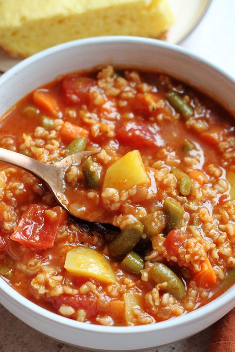 Vegetable Rice Soup via @nelsonroadgarden Vegetable Soup With Rice, Baked Pork Meatballs, Rice Vegetable Soup, Vegetable Rice Soup, Soup With Rice, Can Green Beans, Green Beans And Potatoes, Canning Diced Tomatoes, Pork Meatballs