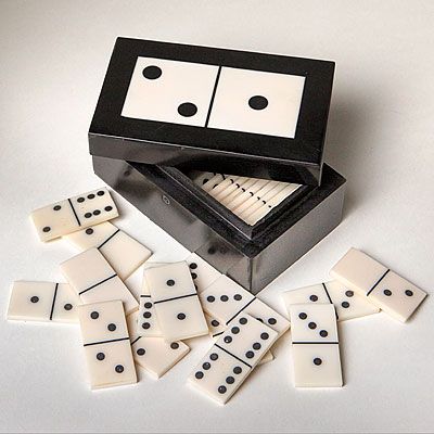 DOMINO GAME BOX Tito Agnoli, Dominos Box, Domino Games, Games Box, Prada, Decorative Items, Stationery, Quick Saves, Instagram