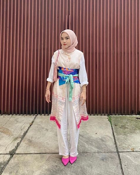 Obi Belt Hijab, Hijab Modern Style, Obi Belt Outfit, Obi Belt Batik, Belt Batik, Hijab Kondangan, Dress Kebaya, Obi Belt, Outfit Hijab