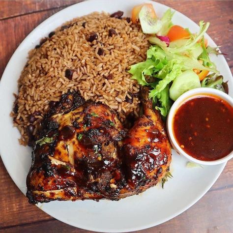 Chicken Rice And Peas, Peas Salad, Jerk Chicken And Rice, Barbados Food, Bahamian Food, Rice Peas, Jamaica Food, West African Food, Rice And Peas