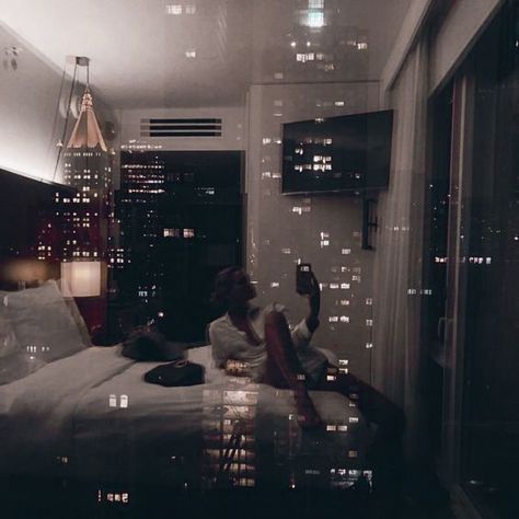 // c i t y v i e w Boujee Aesthetic, Rich Girl Lifestyle, Nyc Life, Life Aesthetic, Luxe Life, City Vibe, Classy Aesthetic, Luxury Aesthetic, Future Lifestyle