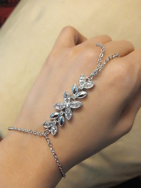 Silver Bracelet with Chain Ring in 500Rs/- Please WhatsApp us on 03446747227 #ringbracelet #bracelet #braceletwithring #braceletwithchainring Ring And Bracelet Connected, Ring Bracelet Chain, Fancy Jewelry, Chain Ring, Mens Wedding Bands, Vintage Engagement Rings, Jewelry Trends, Ring Bracelet, Silver Bracelets