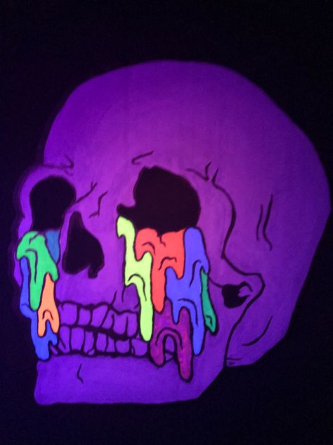 Twenty one pilots self titled skull painting idea uv lights Neon Skull Painting, Skull Painting Ideas Easy, Skull Painting Acrylic Easy, Skull Painting Ideas On Canvas, Self Titled Twenty One Pilots, Skull Painting Easy, Skeleton Painting Easy, Emo Painting Ideas, Emo Painting