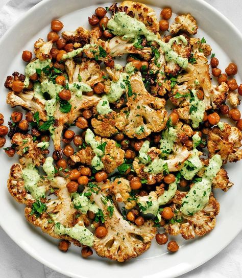 Vegan Roasted Cauliflower, Flatbread Toppings, Cauliflower And Chickpeas, Keto Cauliflower Recipes, Easy Falafel, Unique Christmas Tree Ideas, Mexican Chopped Salad, Chickpea Recipe, Cauliflower Couscous