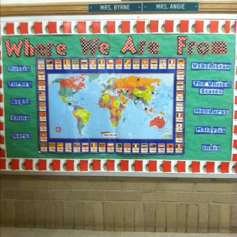 Where we are from- ESL bulletin board--I don't care for the design, but I love the idea! Esl Classroom Decor, Esol Classroom, Middle School Esl, Classroom Welcome, Reading More, Esl Classroom, Classroom Strategies, School Displays, Classroom Decor Themes